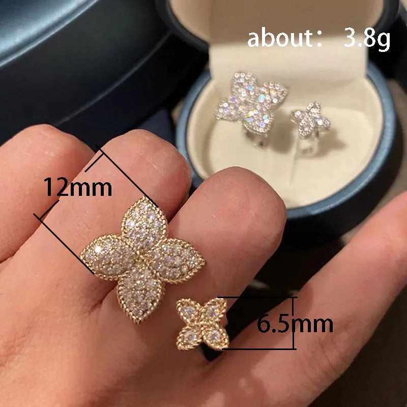 Adjustable Flower Ring | Cubic Zirconia | 18K Gold-Plated