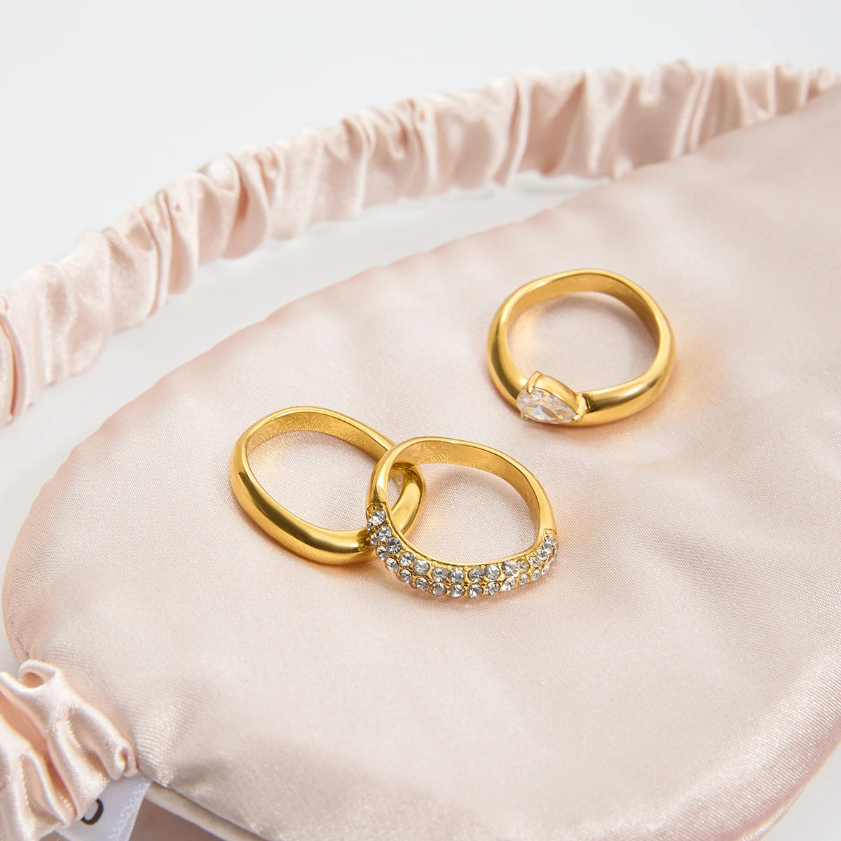 Minimalist CZ Band Ring | 18K Gold-Plated Stainless Steel