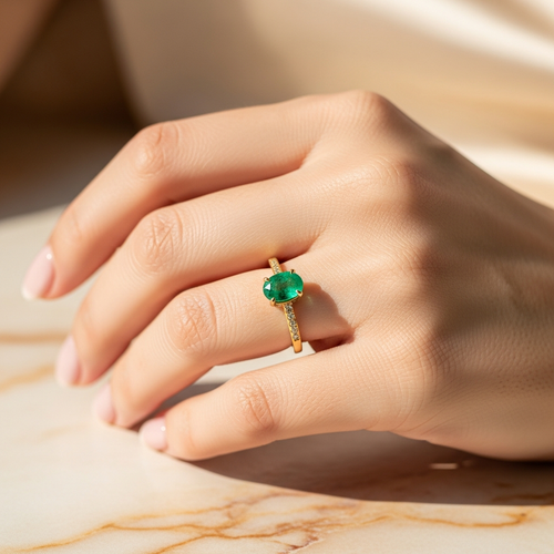 Colombian Emerald Ring worn on hand — SARAB JEWELRY
